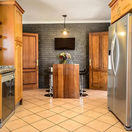 بيت للعطل Beni سانتا أيُلاريا ذيس ريو