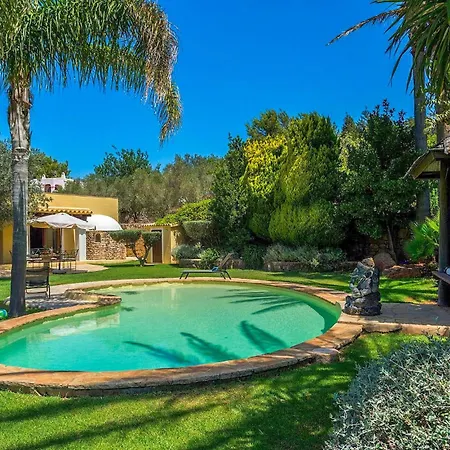 Beni Holiday home Santa Eularia des Riu