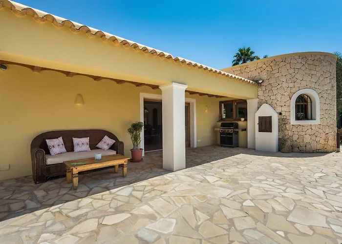 Beni * Santa Eularia des Riu