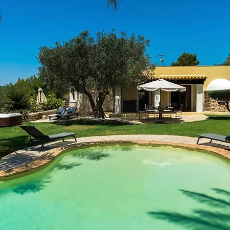 Beni Nyaraló Santa Eularia des Riu