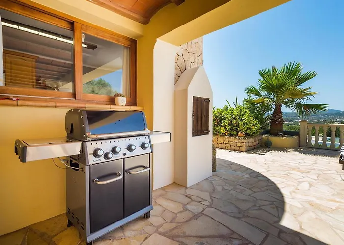 Beni * Santa Eularia des Riu